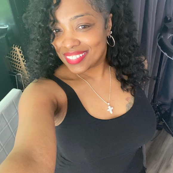 Meet your Posher, Marquis - Picture 7 of 10